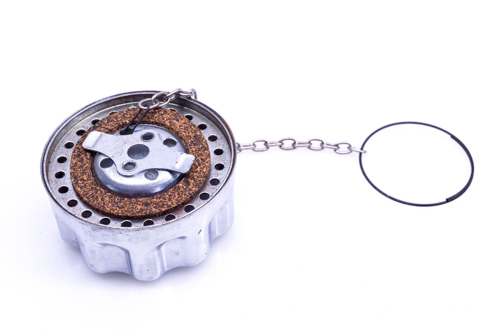 Replacement Cap with Chain for Breather Assembly O515